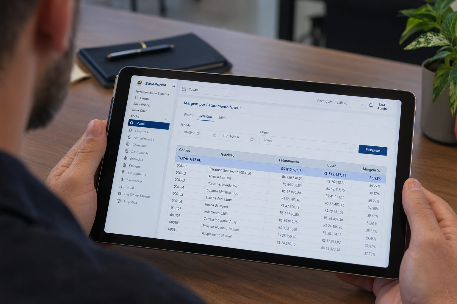 Relatório de margem por produto do Save ERP em um tablet